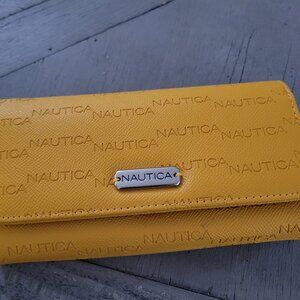 New Nautica Mustard Yellow Cornbread Trifold Woman’s Wallet